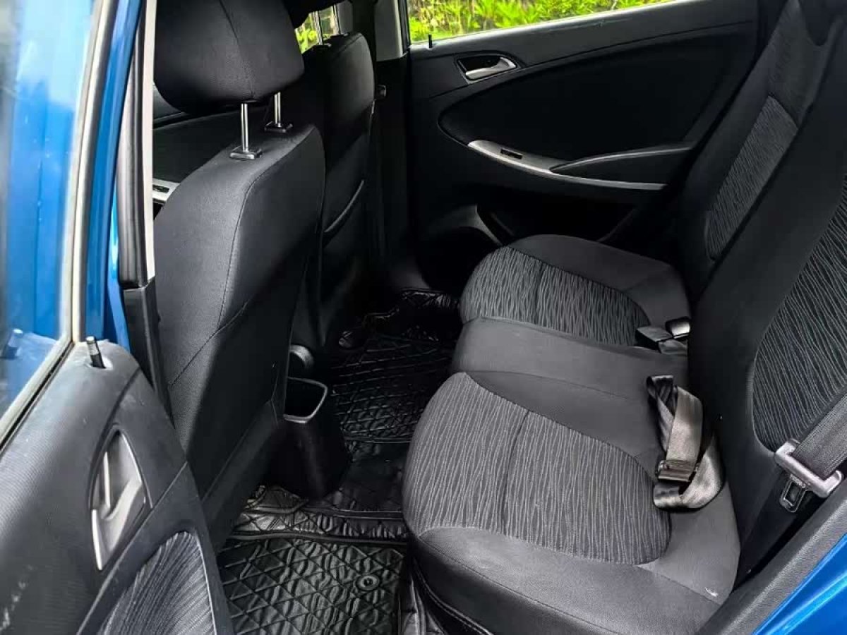 Hyundai Reina Hatchback 2016 #8 Hyundai Reina Hatchback 2016 car image #8