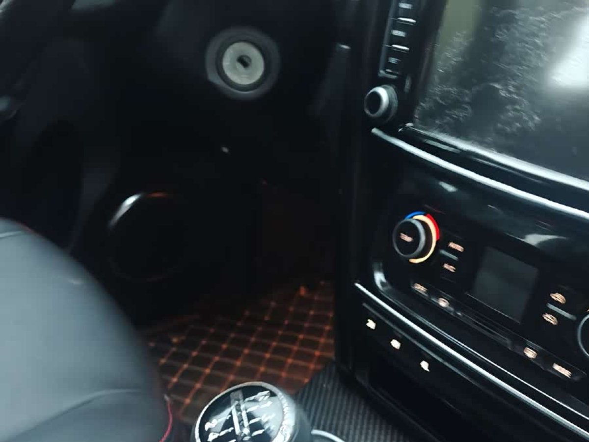 Haval H5 2016 #8 Haval H5 2016 car image #8