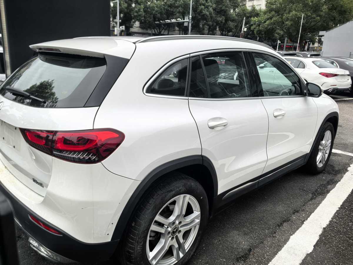 Mercedes-Benz GLA Class (Imported) 2023 car image #8