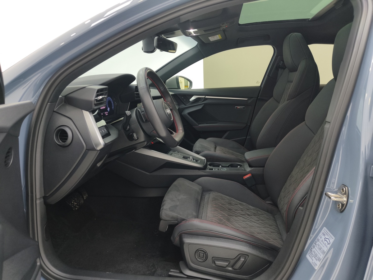 Audi RS 3 2023 car image #8