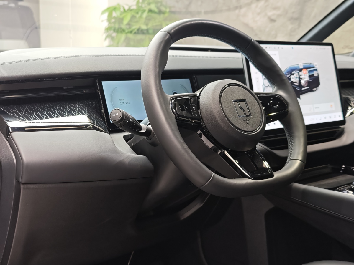 Hyundai Coupe 2023 صورة سيارة #8