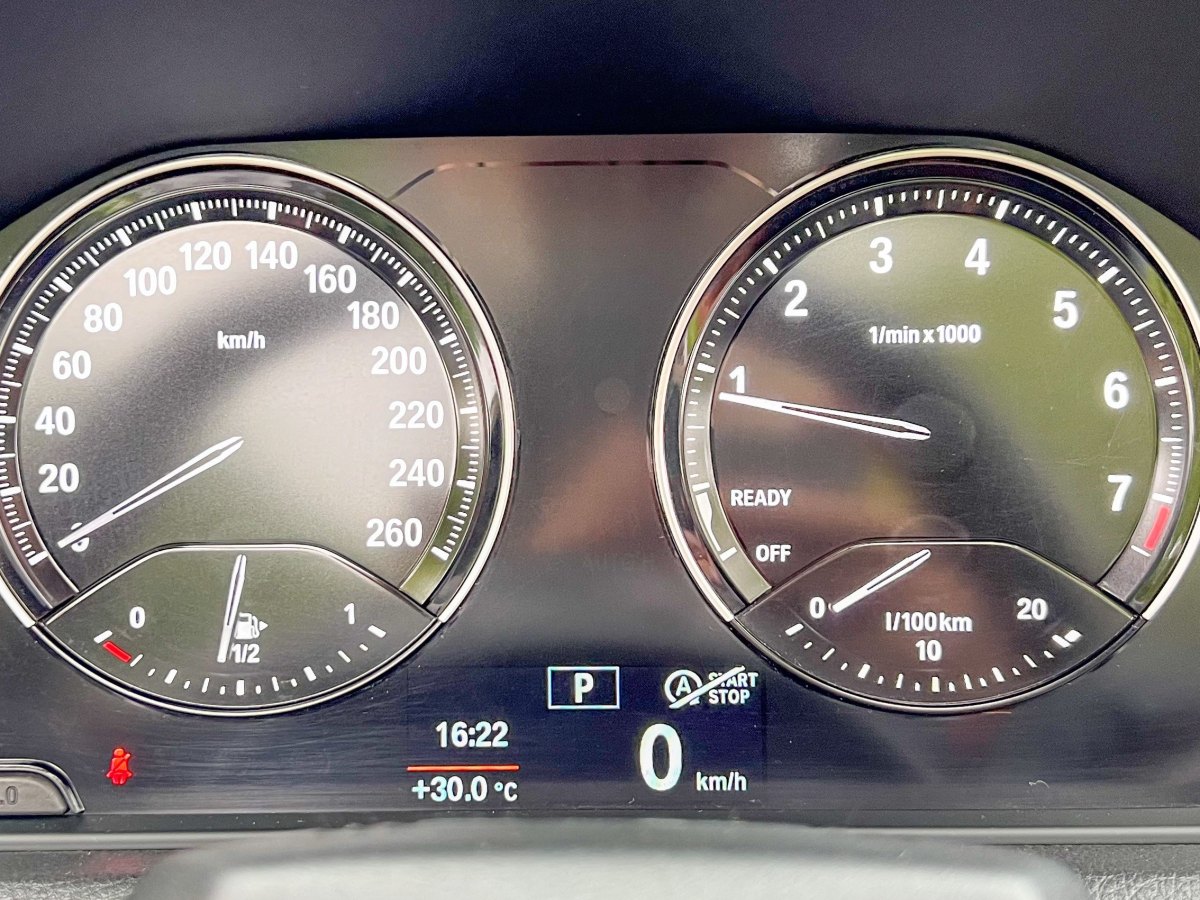 BMW 2 Series 2019 car image #8