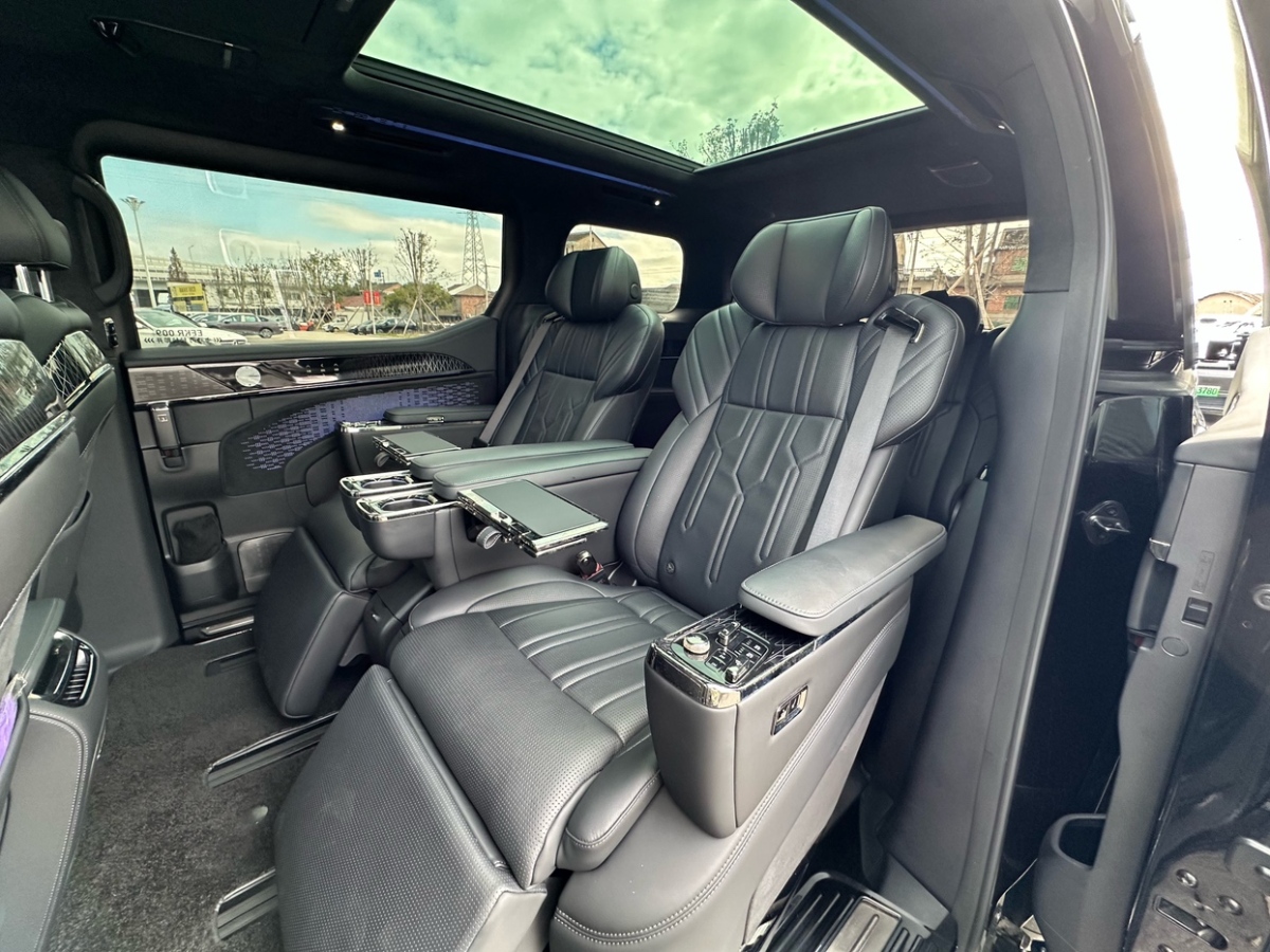 Hyundai Coupe 2023 #8 Hyundai Coupe 2023 صورة سيارة #8