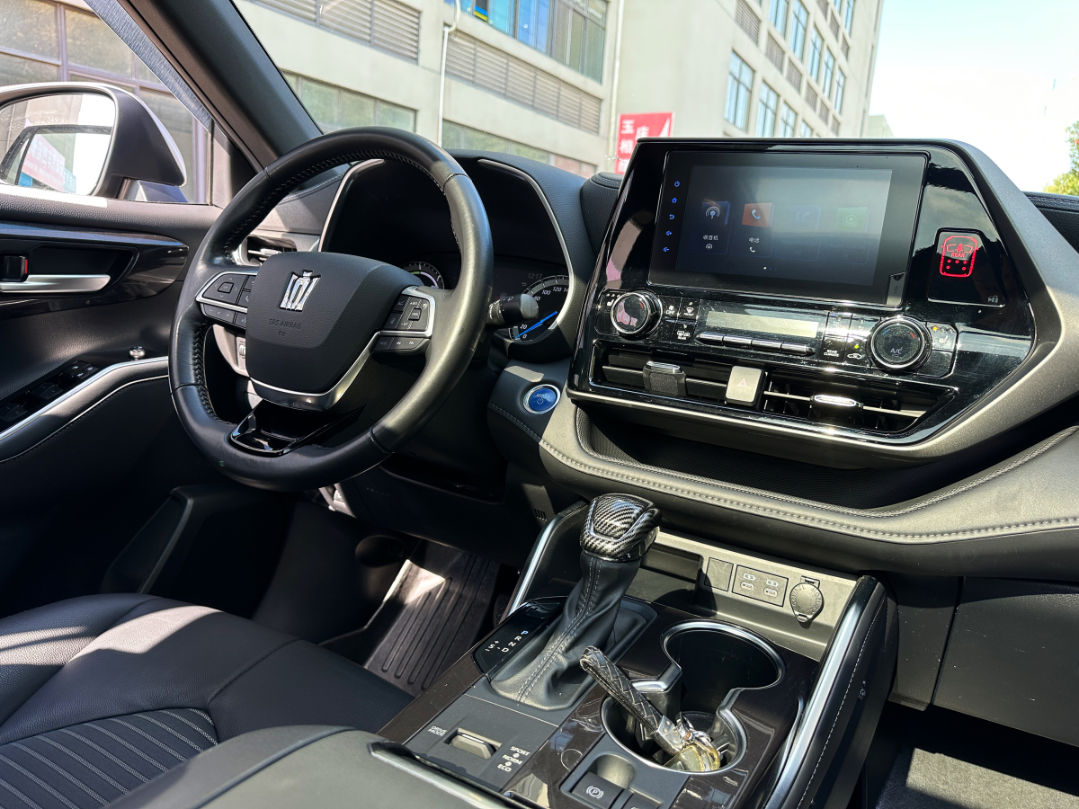 Toyota Crown Kluger 2022 immagine di auto #8