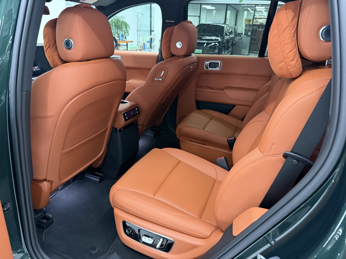 Li L8 2024 изображение автомобиля #8