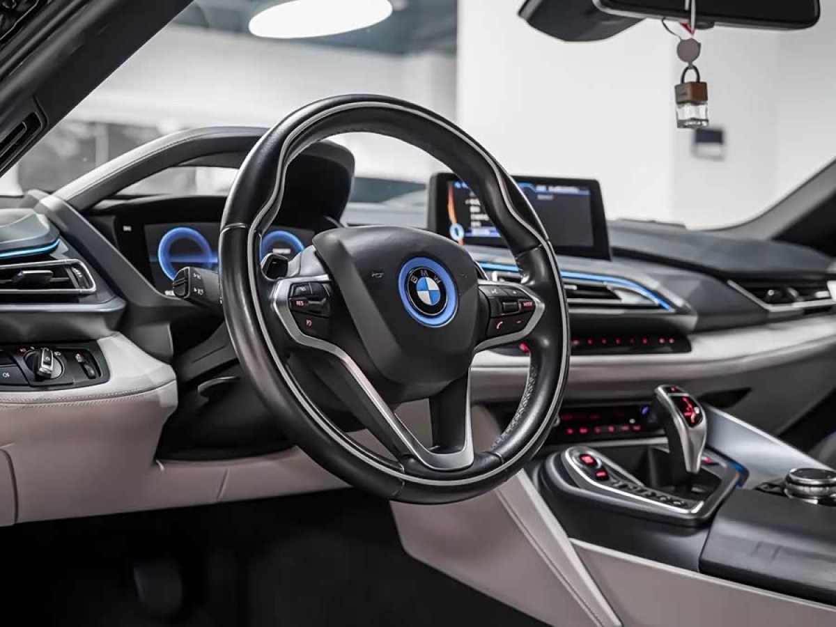 BMW i8 2017 صورة سيارة #8