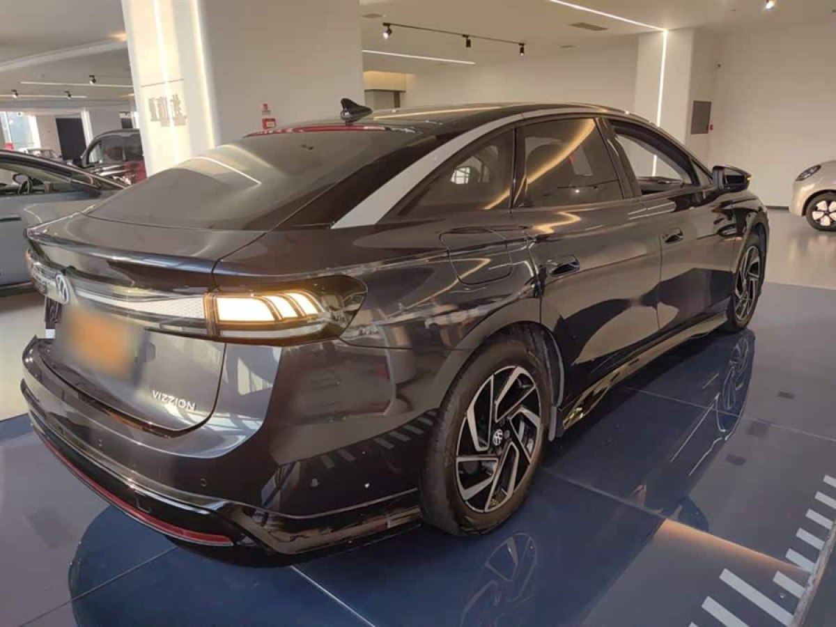 Volkswagen ID.7 Vizzion 2024 immagine di auto #8