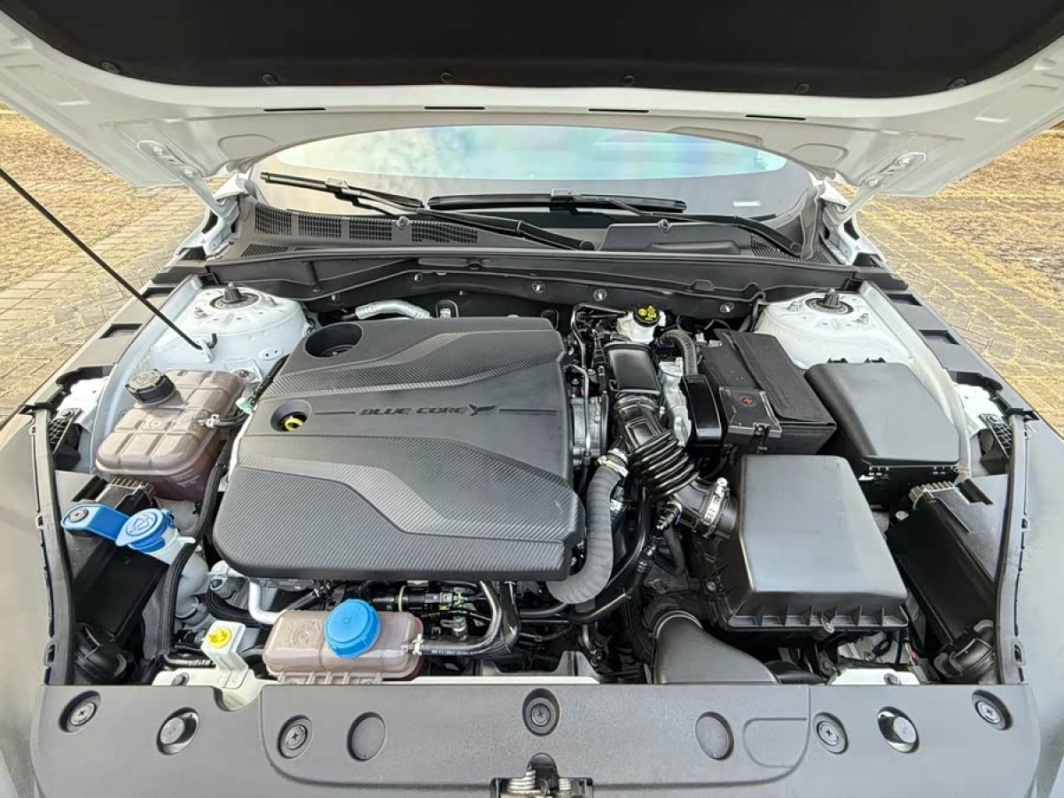 Changan Lamore 2023 #8 Changan Lamore 2023 car image #8