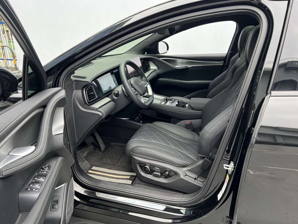 BYD Sea Lion 07 EV 2025 car image #8