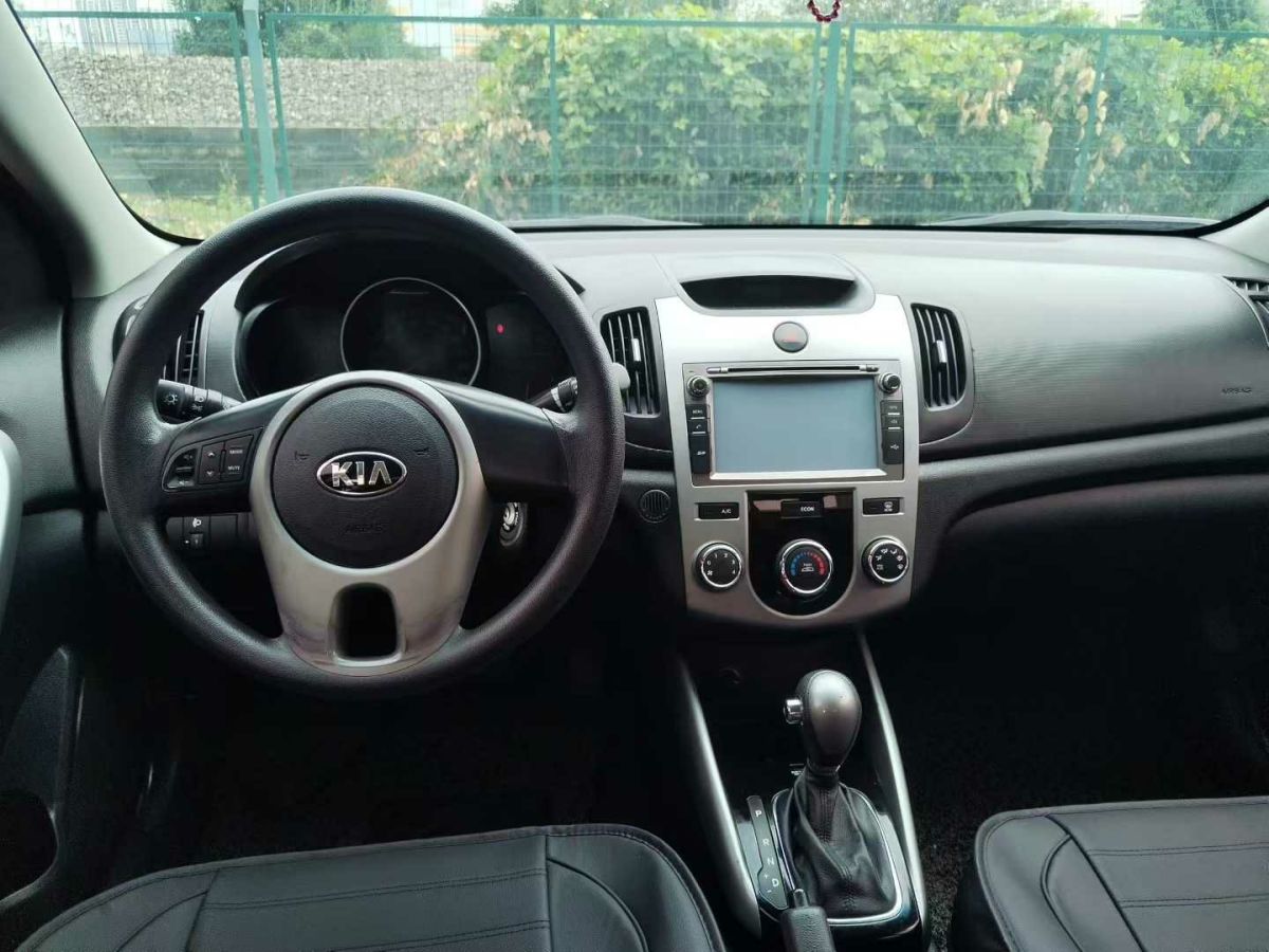 Kia Forte 2014 imagem de carro #8