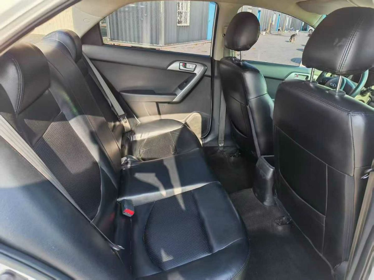 Kia Forte 2012 imagen de coche #8