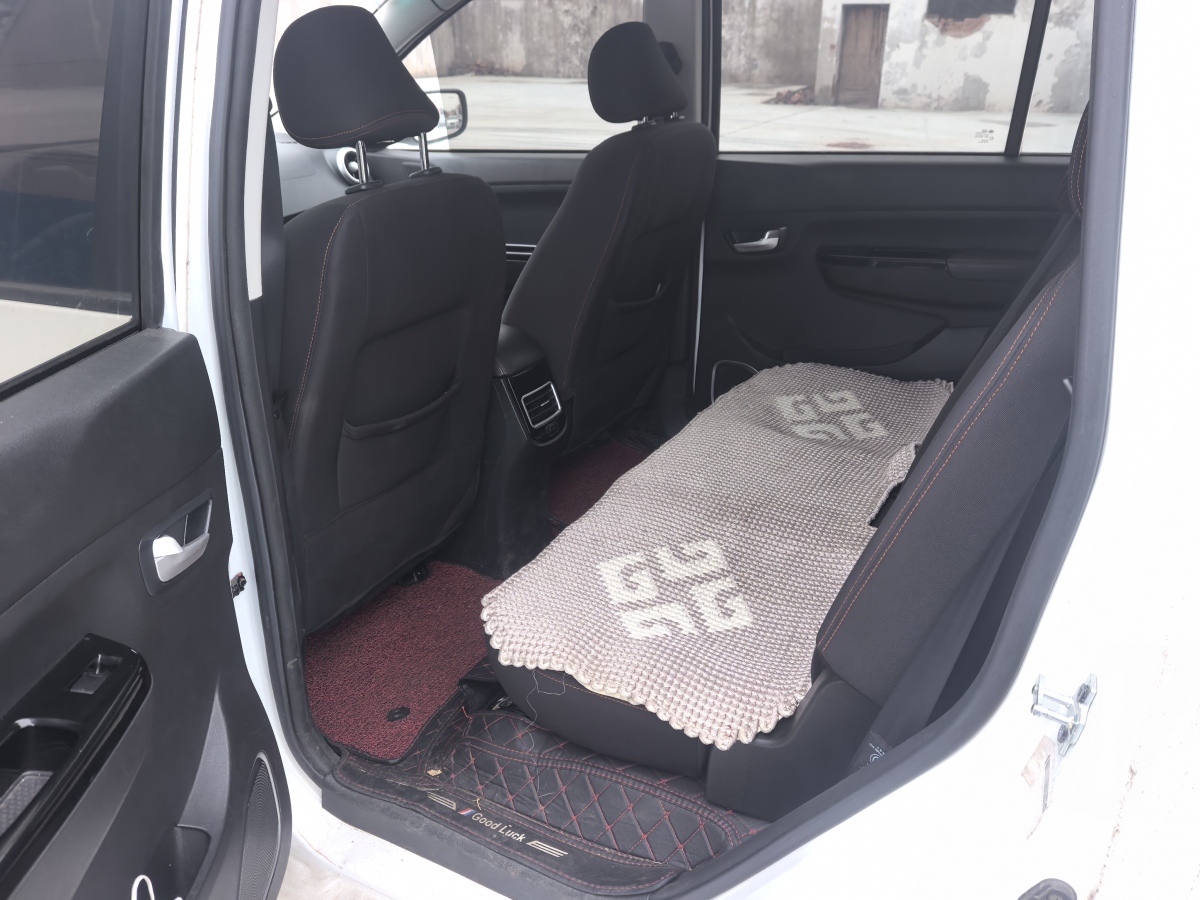 SWM X3 2019 imagen de coche #8