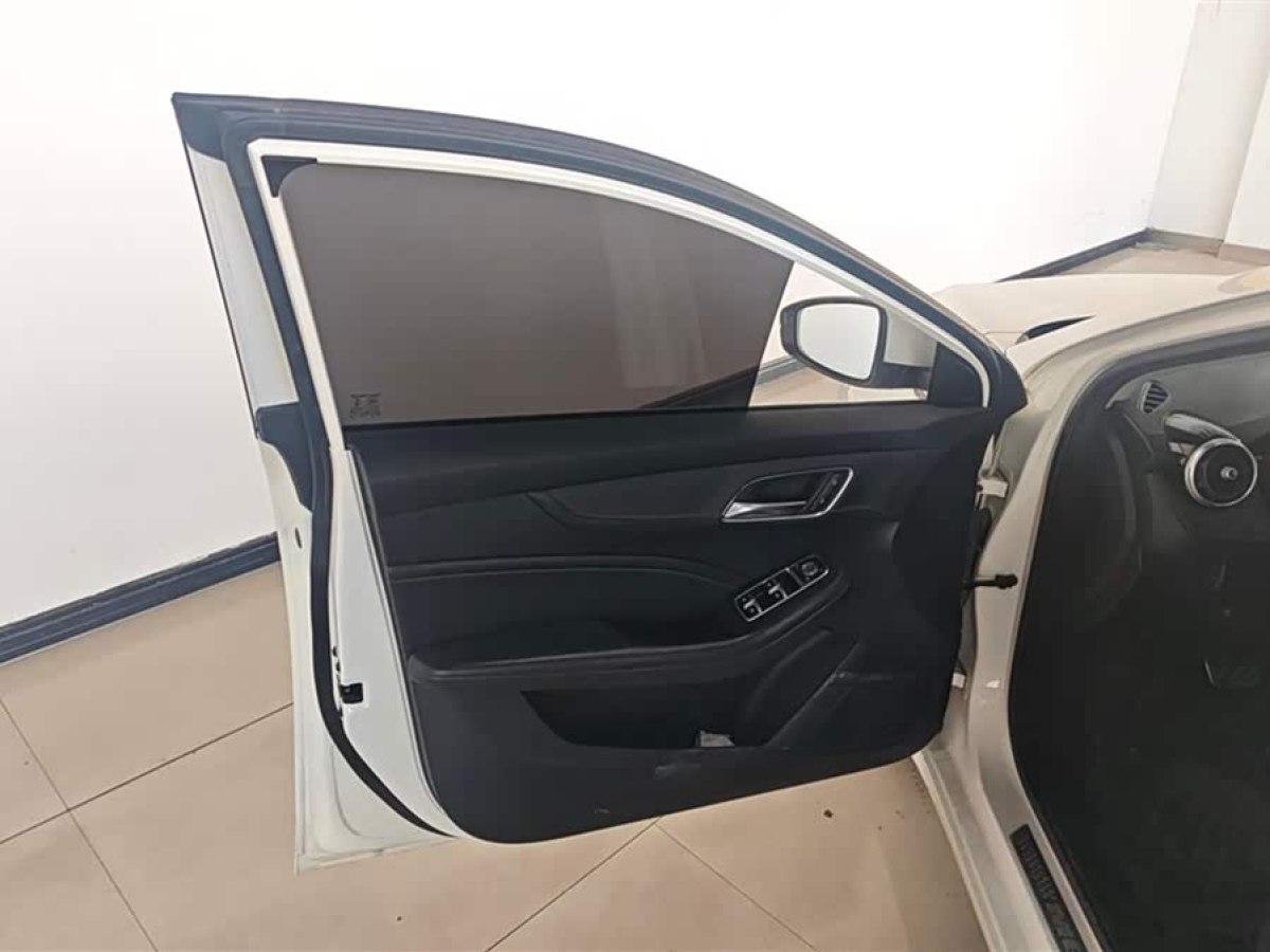 MG 6 New Energy 2021 car image #8