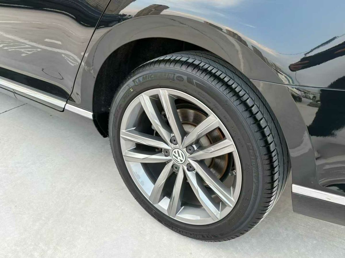 Volkswagen Passat Variant 2017 immagine di auto #8