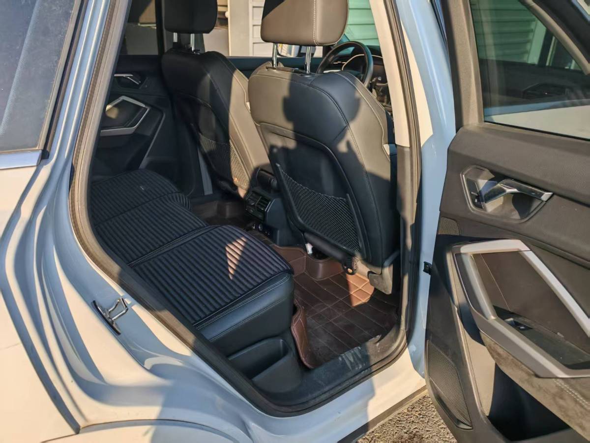 Audi Q3 (Imported) 2021 #8 Audi Q3 (Imported) 2021 immagine di auto #8