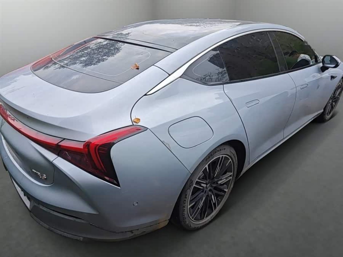 哪吒汽车 哪吒S 2023 汽车图片 #8