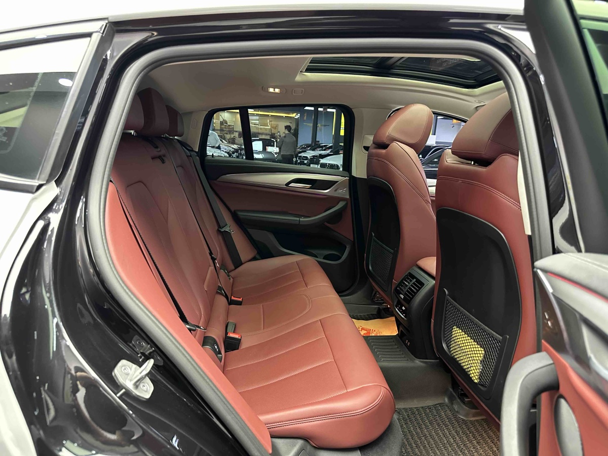 BMW X4 M 2021 car image #8