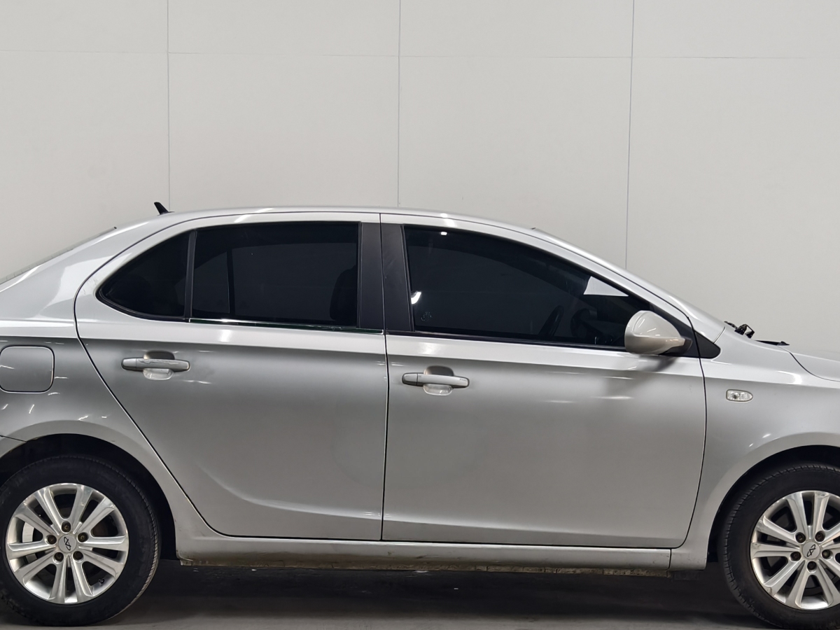 Chery E3 2013 car image #8