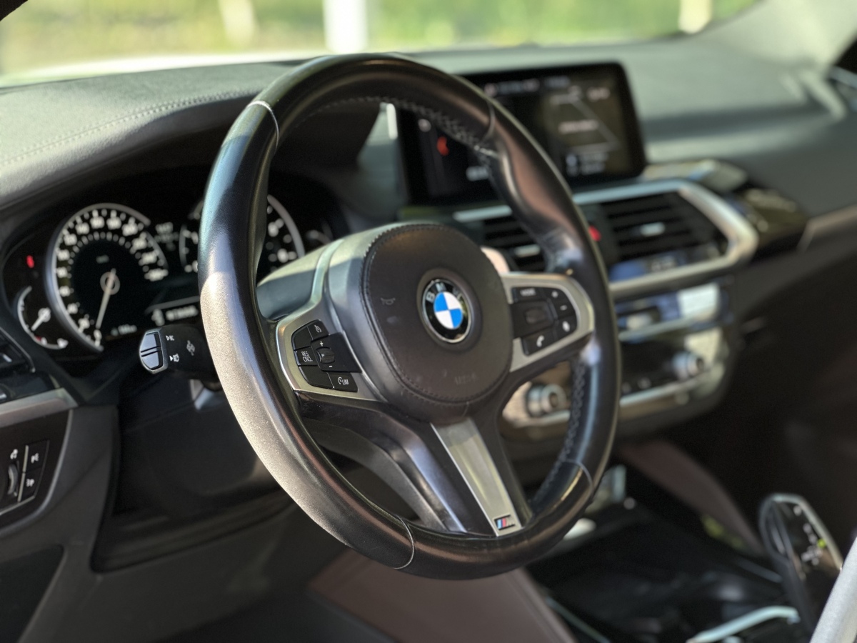 BMW X4 M 2018 immagine di auto #8