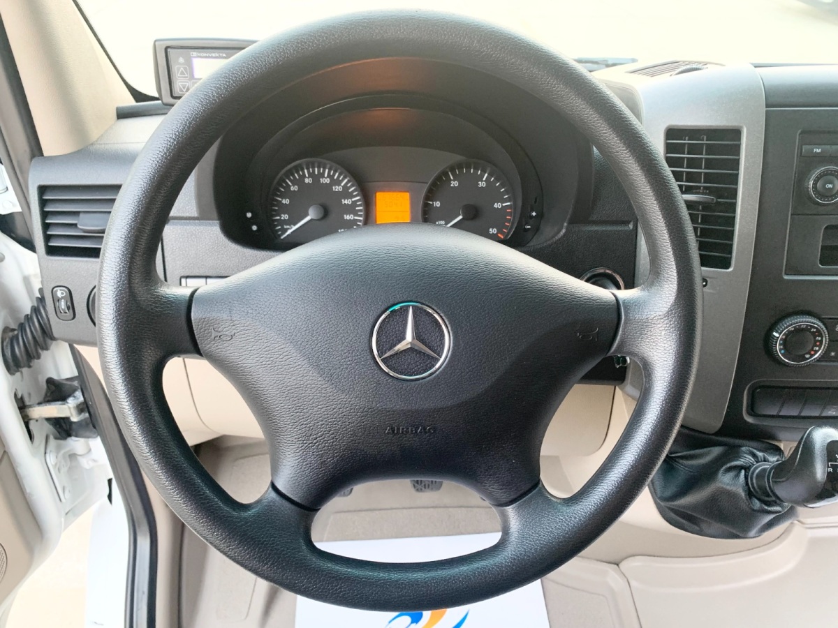 Mercedes-Benz Sprinter 2014 car image #8