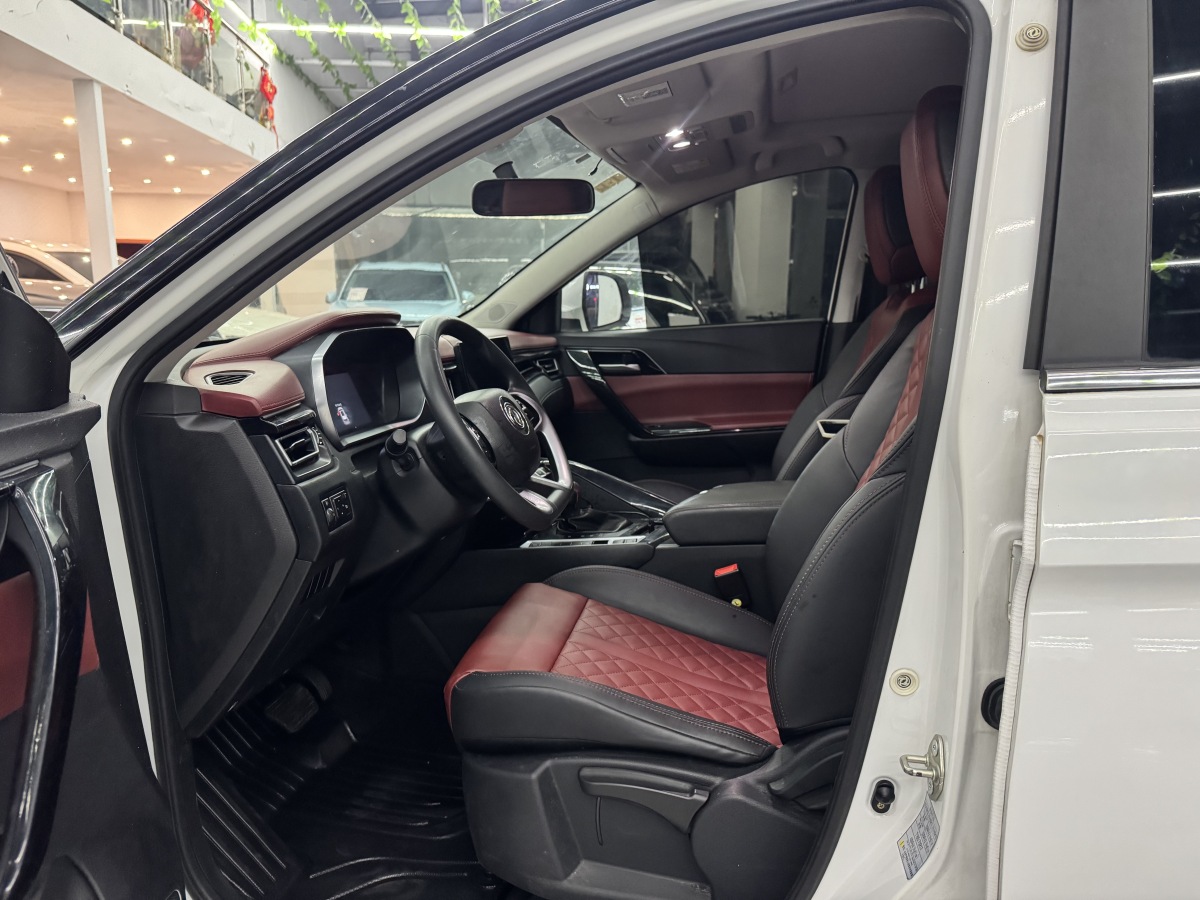 Forthing T5 L 2019 car image #8