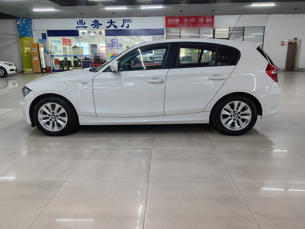 BMW 1 Series (Imported) 2011 car image #8