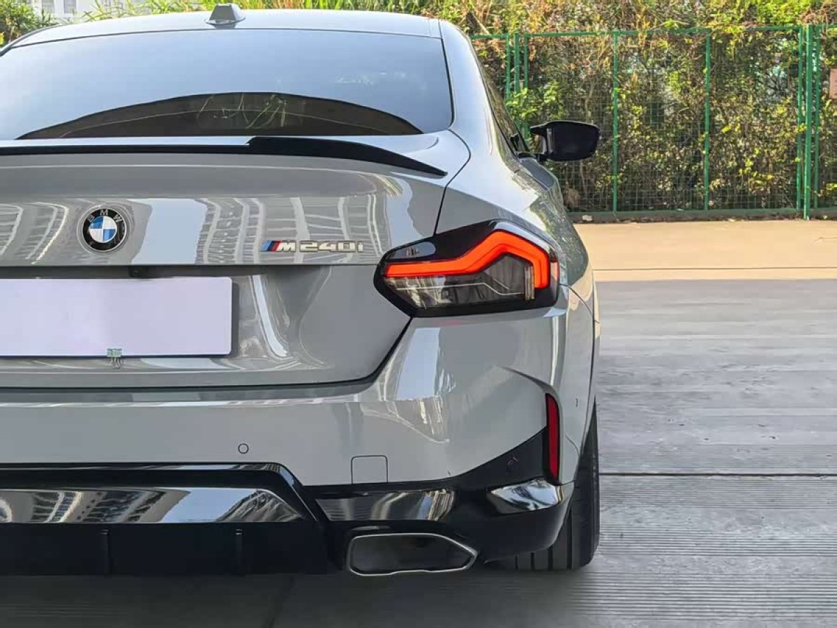 BMW M240i 2024 immagine di auto #8