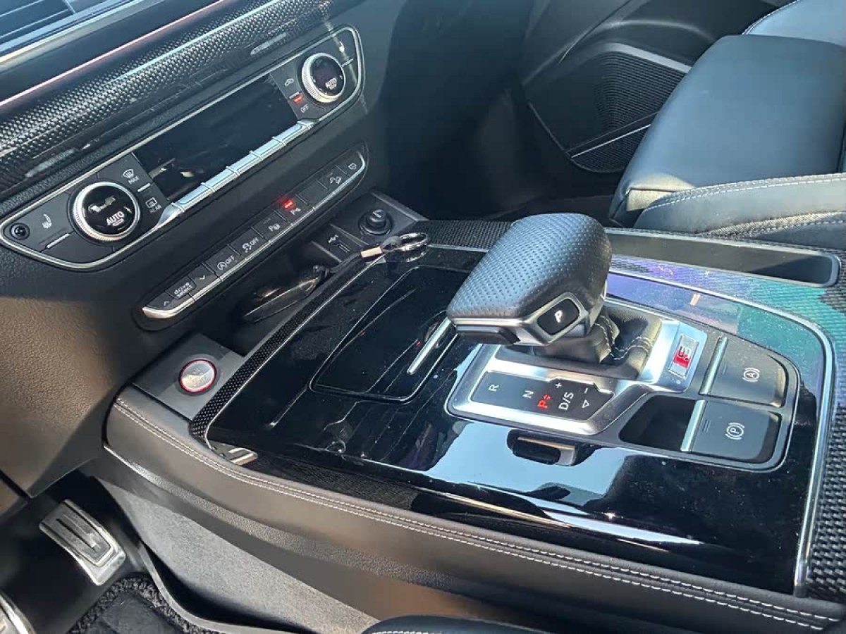 Audi SQ5 2022 immagine di auto #8