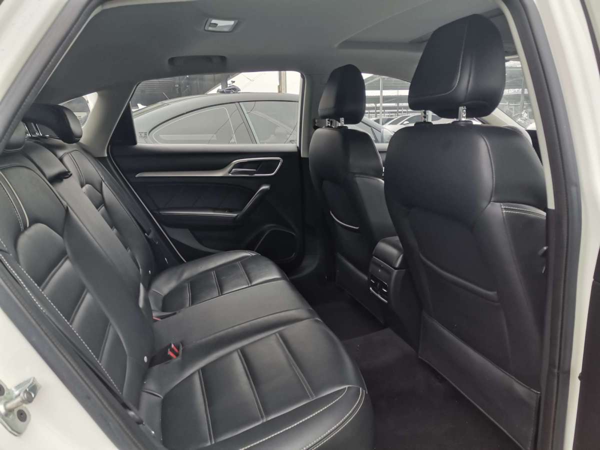 MG 6 New Energy 2018 car image #8