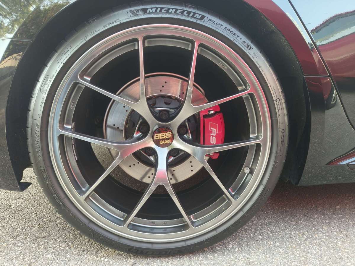 Audi RS 4 2024 car image #8