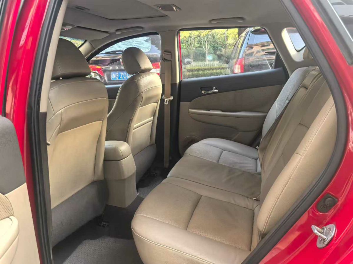 Hyundai i30 2010 #8 Hyundai i30 2010 car image #8