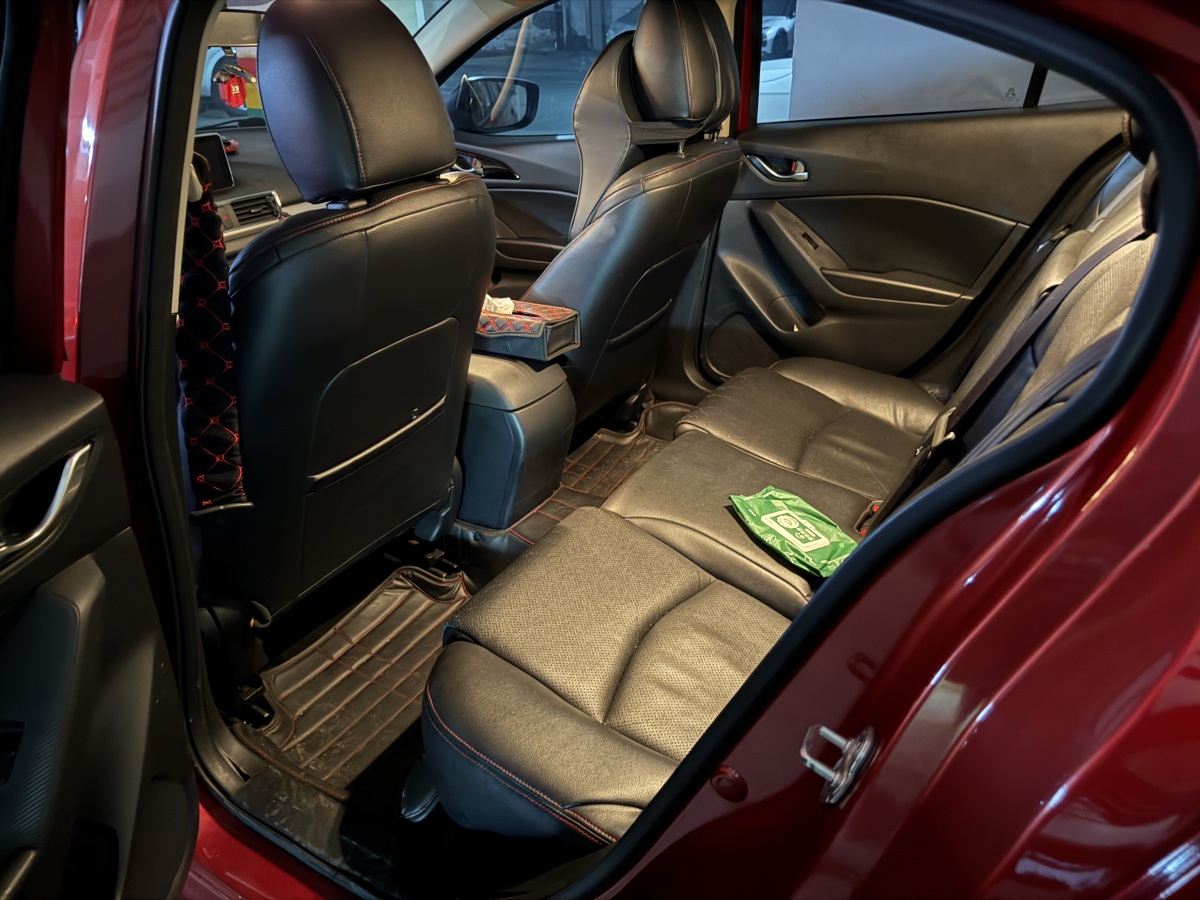 Mazda 3 2013 image de voiture #8