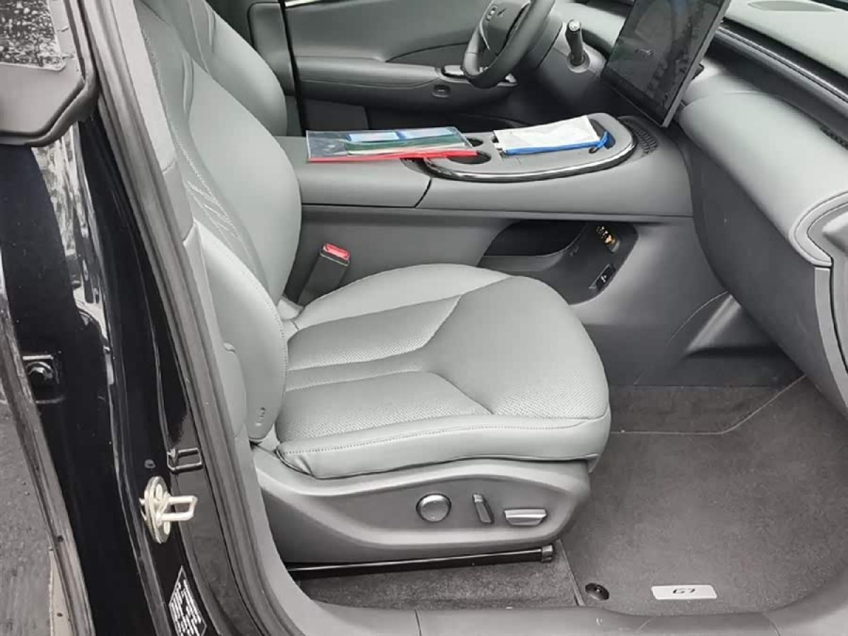 Xpeng G7 2025 immagine di auto #8