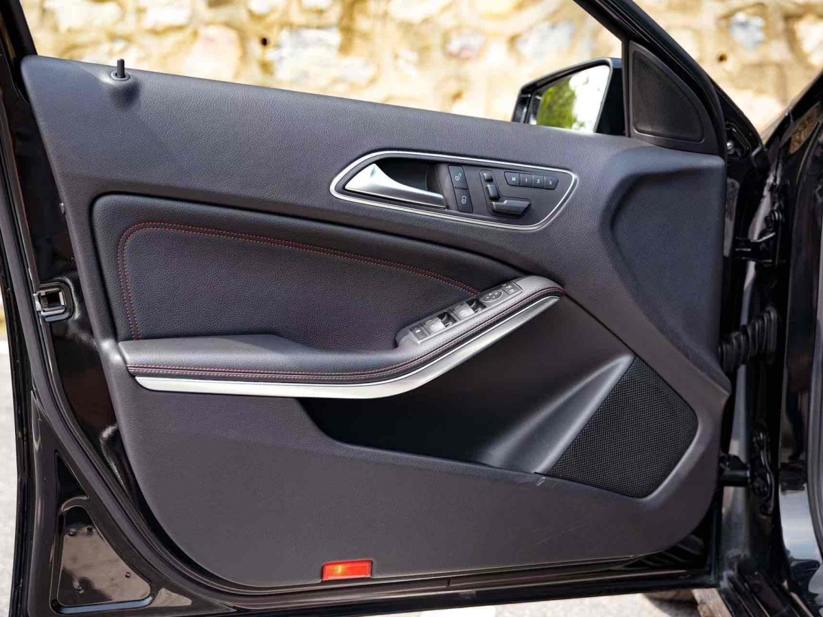 Mercedes-Benz A AMG 2014 изображение автомобиля #8