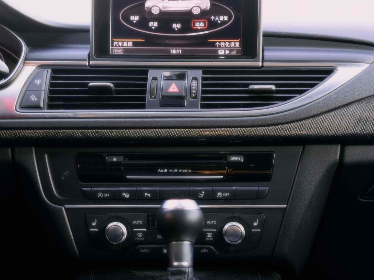 Audi S7 2014 car image #8