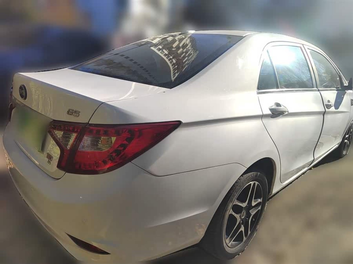 BYD G5 2014 immagine di auto #8