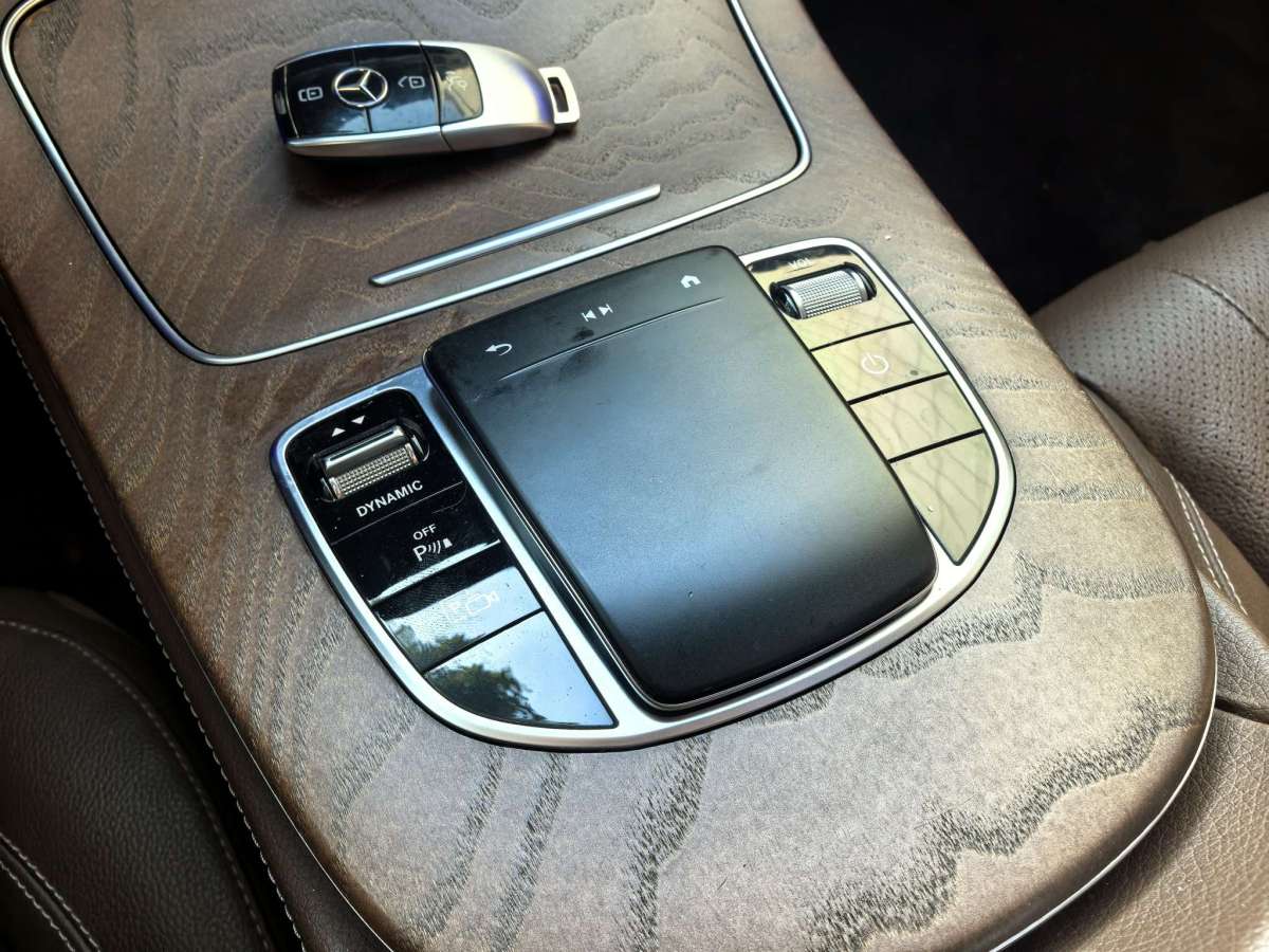 Mercedes-Benz E Class New Energy 2021 immagine di auto #8