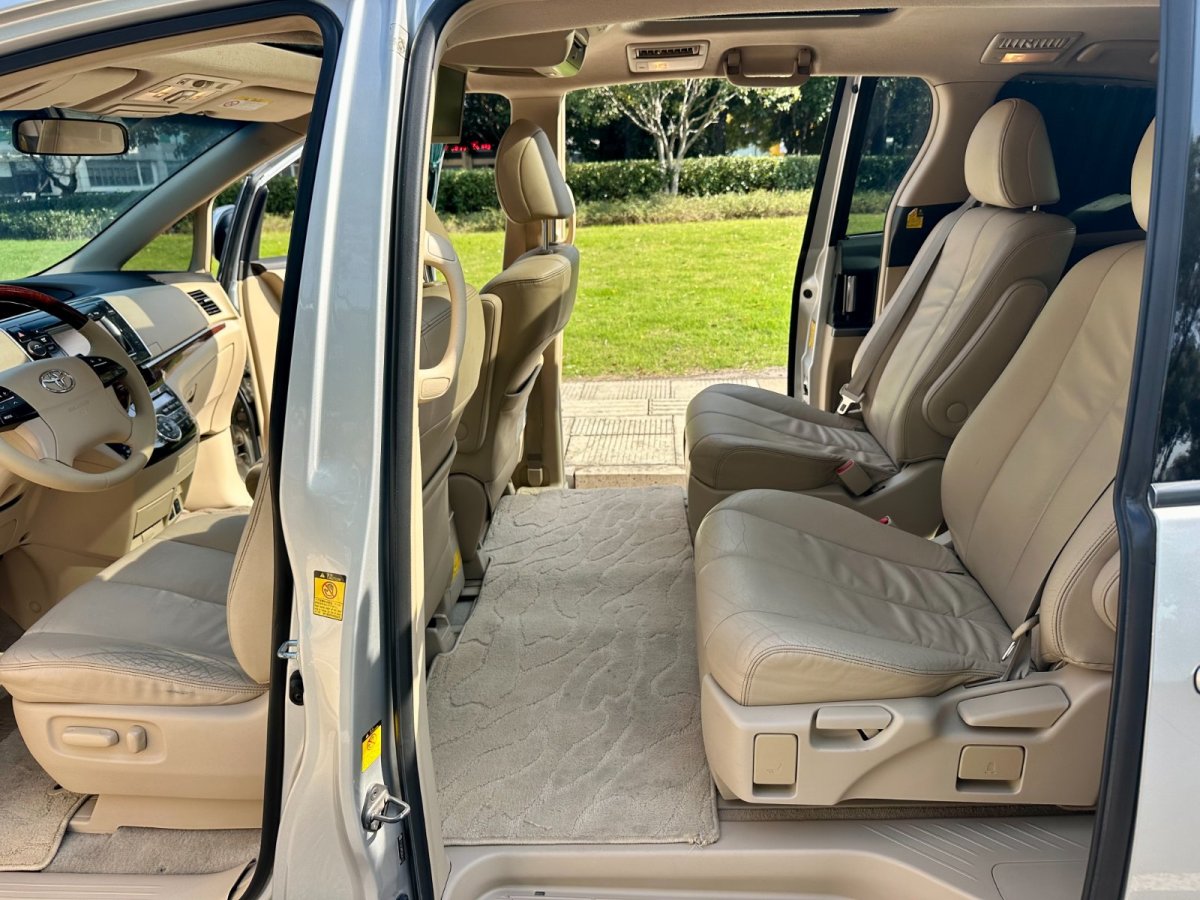 Toyota Previa 2014 car image #8