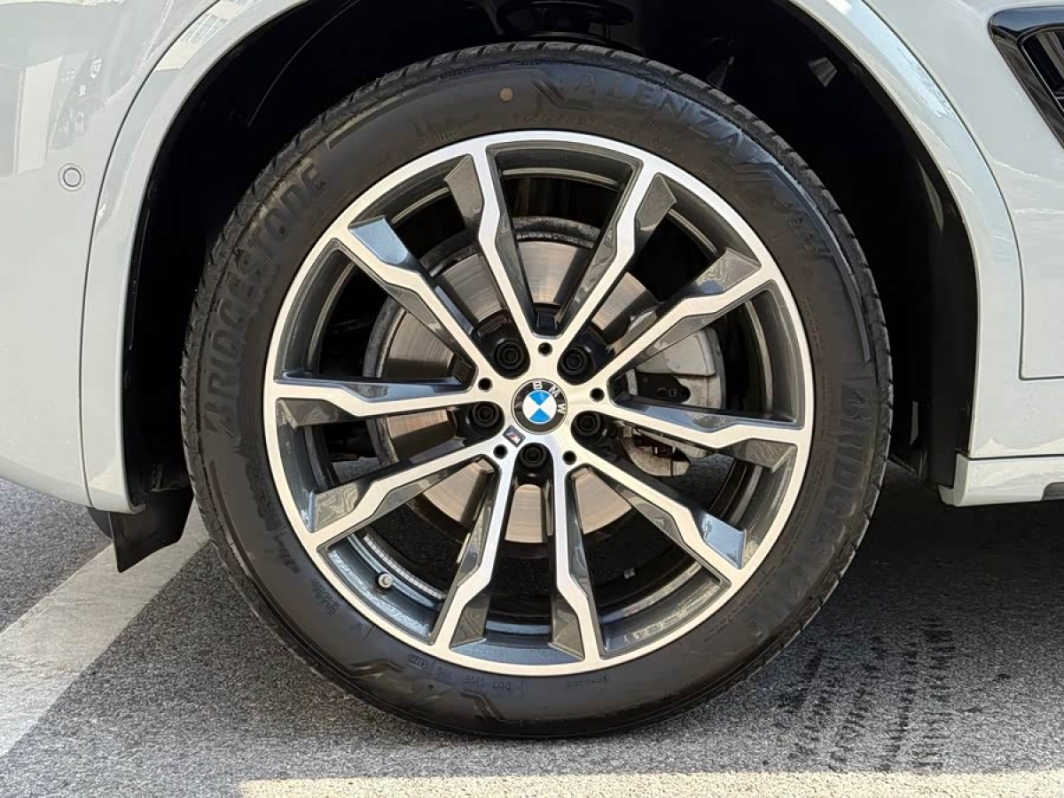 BMW X4 M 2023 car image #8