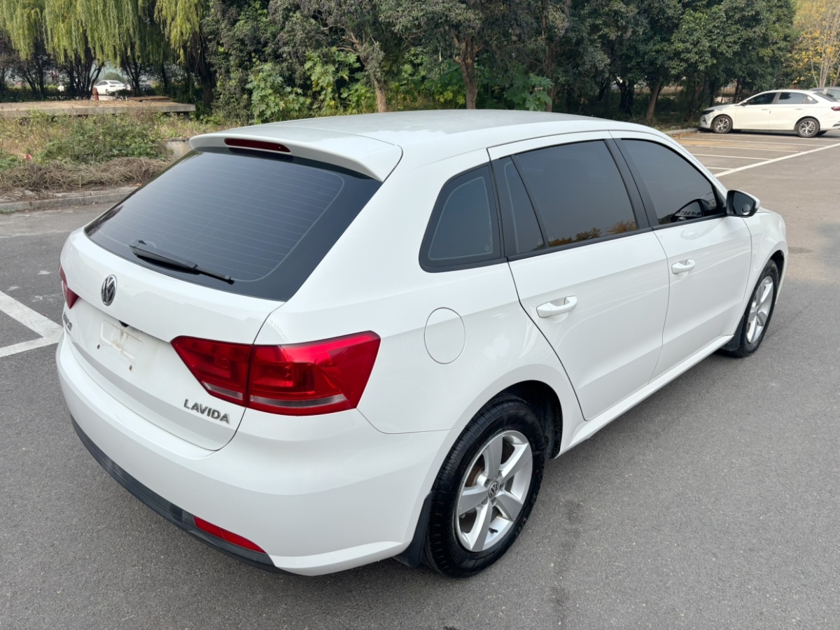 Volkswagen Gran Lavida 2015 immagine di auto #8