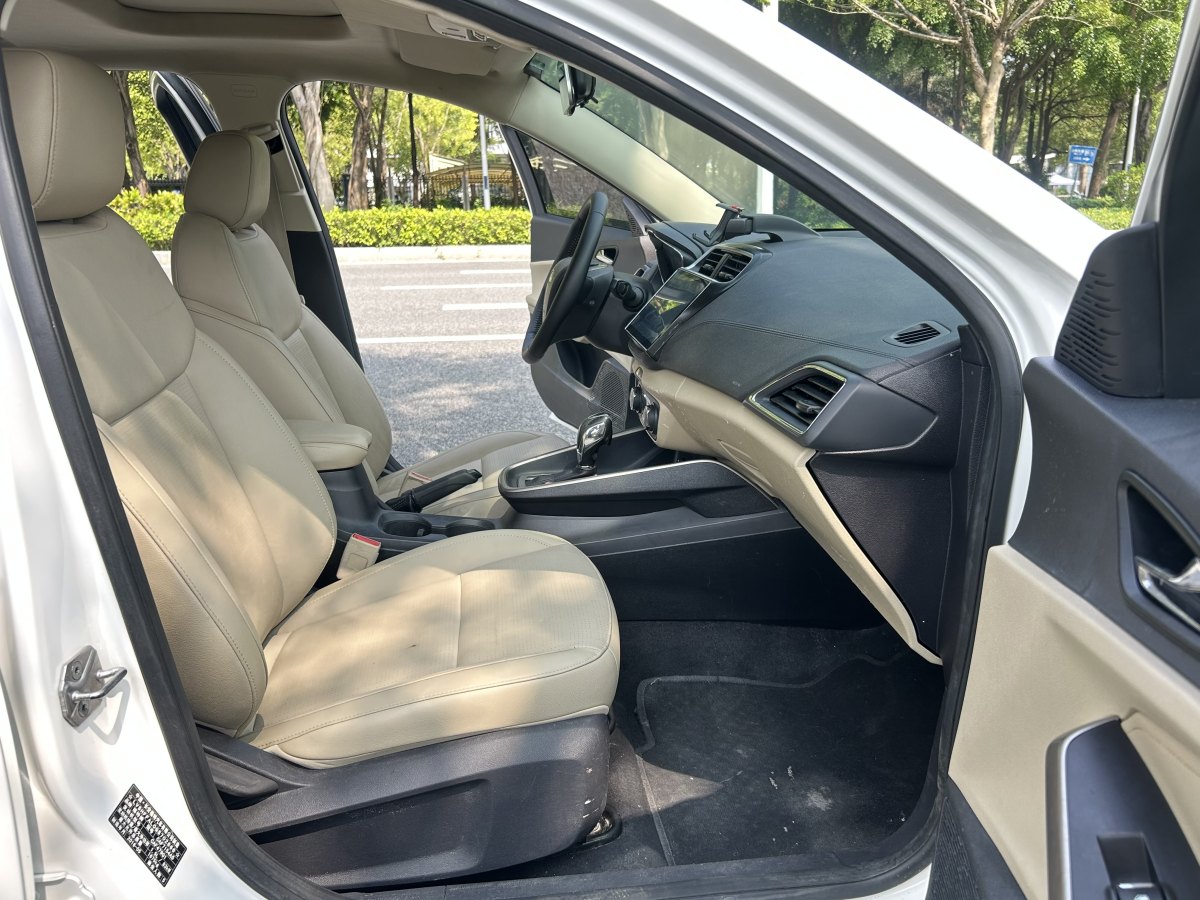 Ford Escort 2016 imagen de coche #8