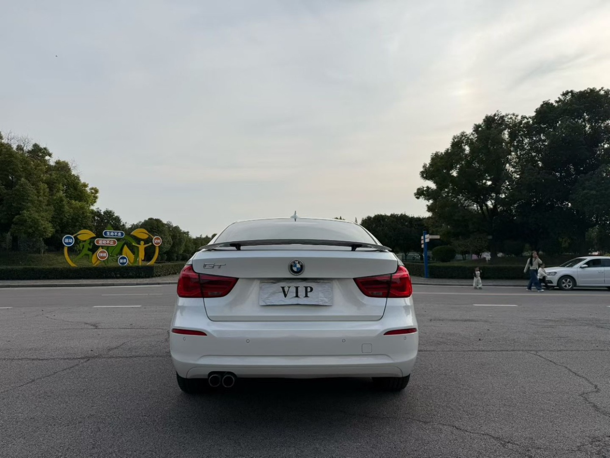 BMW 3 Series GT 2019 immagine di auto #8