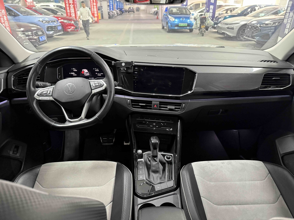 Volkswagen Tayron X 2021 car image #8