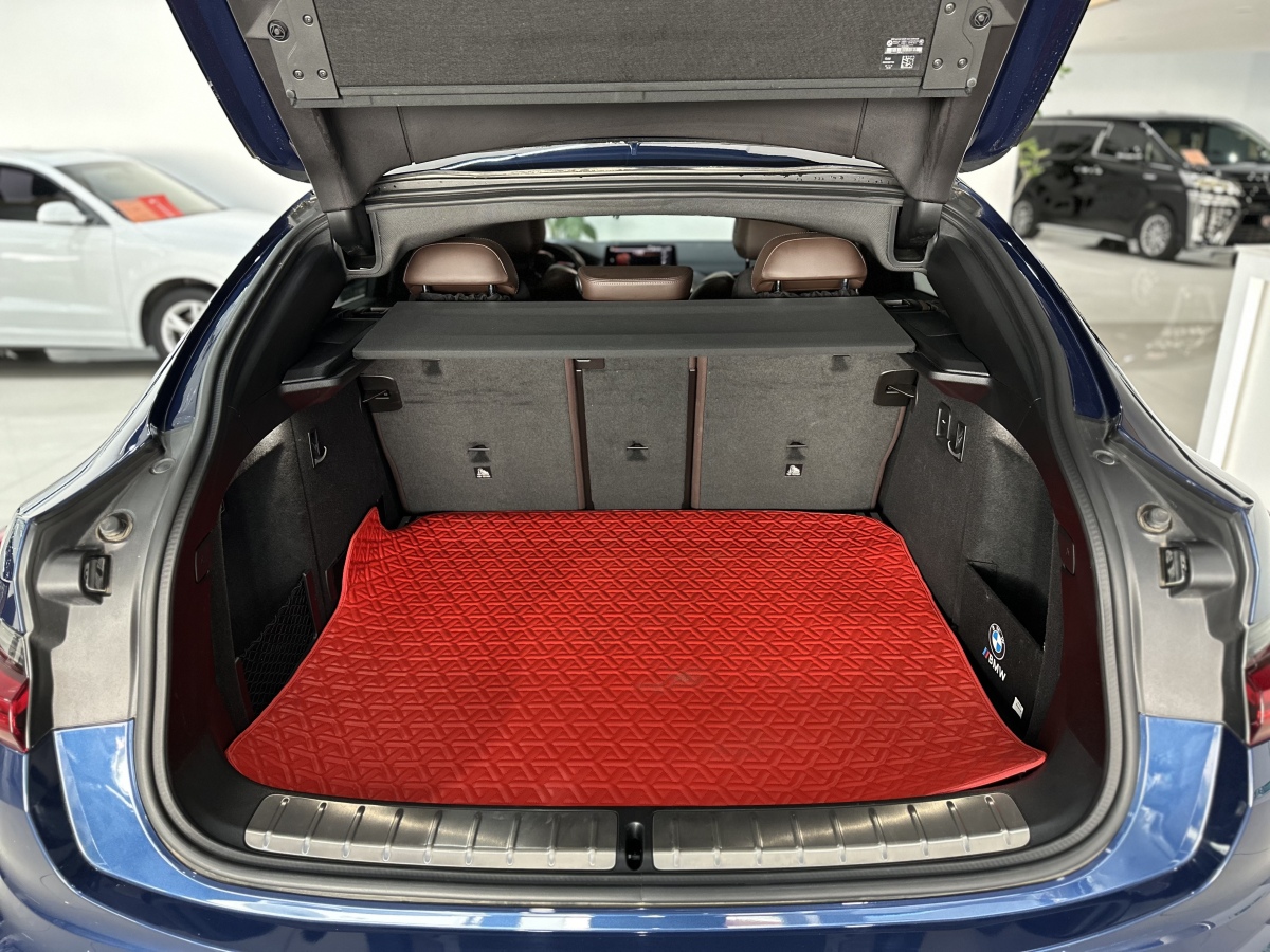 BMW X4 M 2020 car image #8