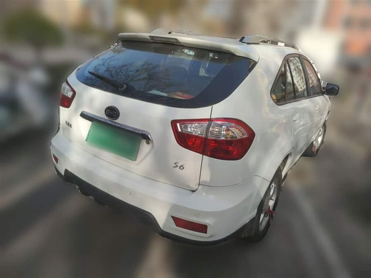 BYD S6 2015 #8 BYD S6 2015 imagen de coche #8