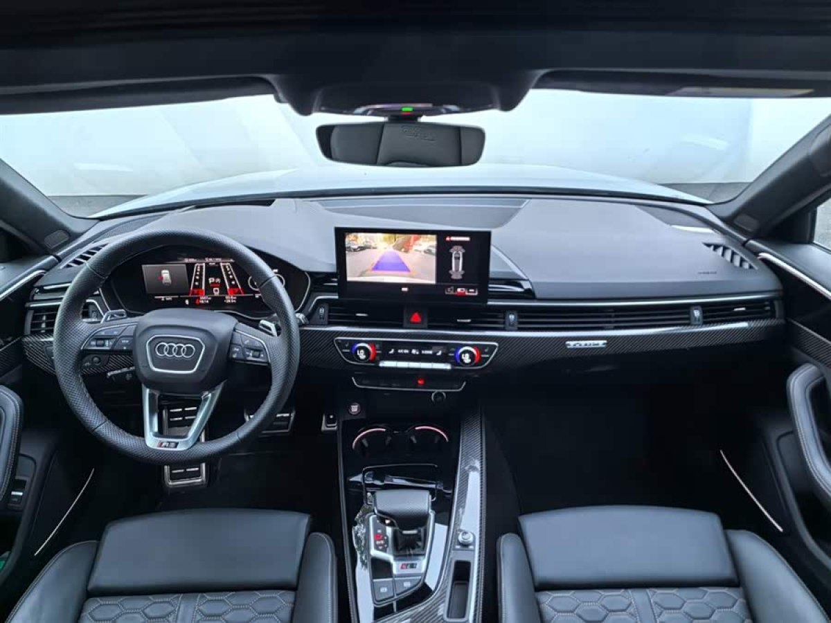 Audi RS 4 2023 car image #8