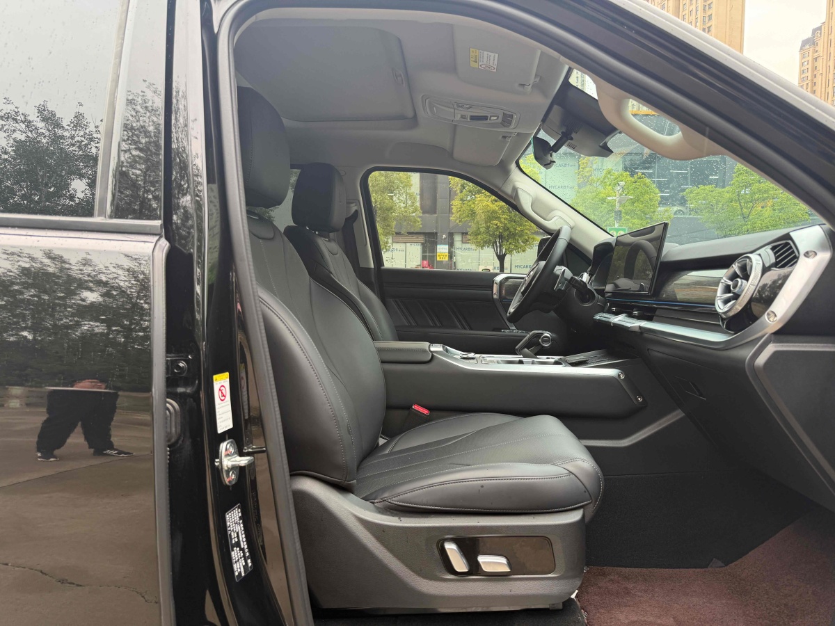 Tank 400 2024 car image #8