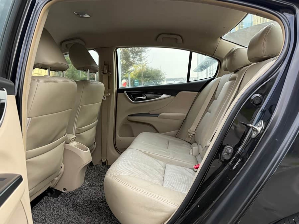 Honda Crider 2014 car image #8