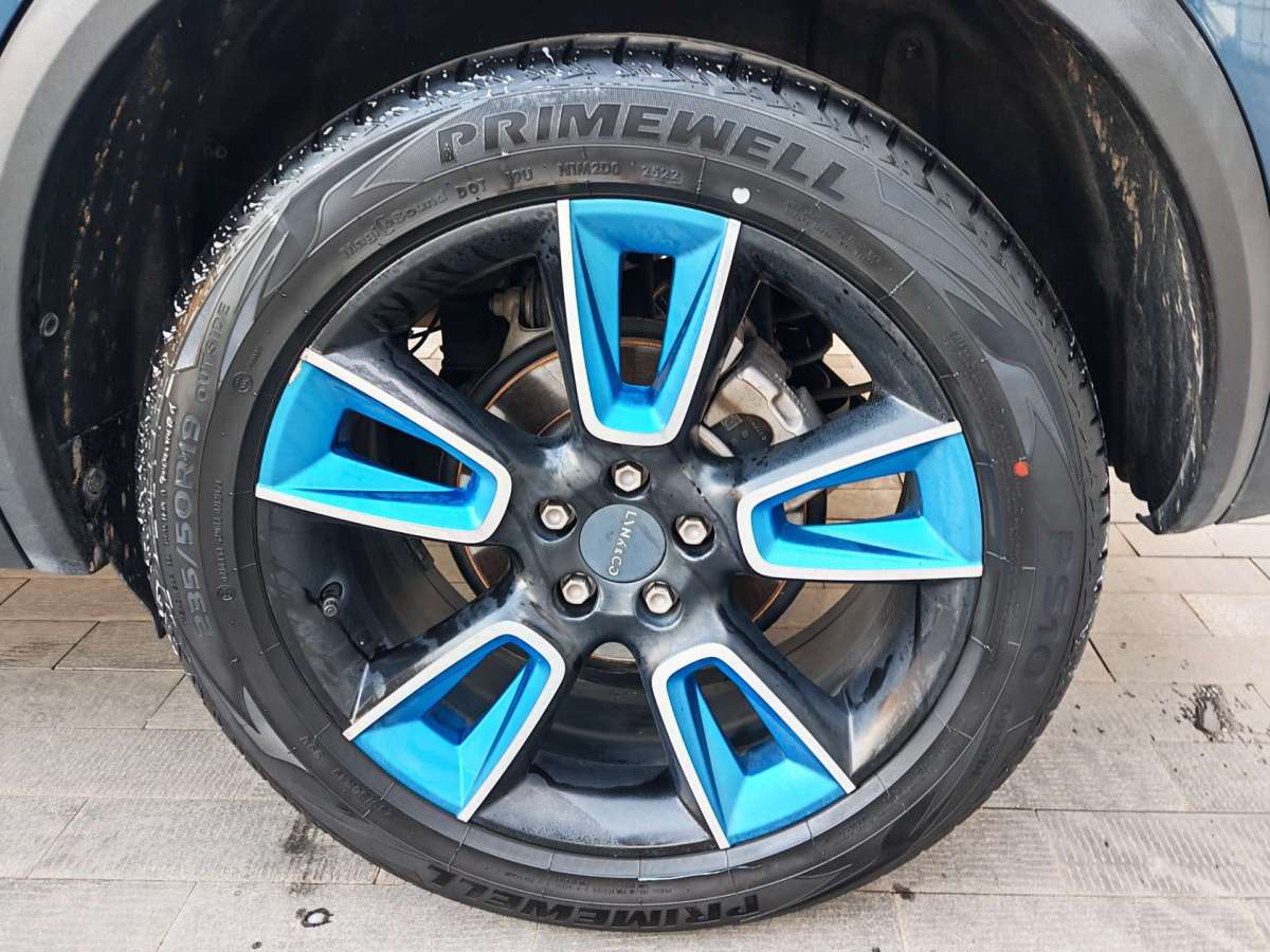 Lynk & Co 01 2019 car image #8