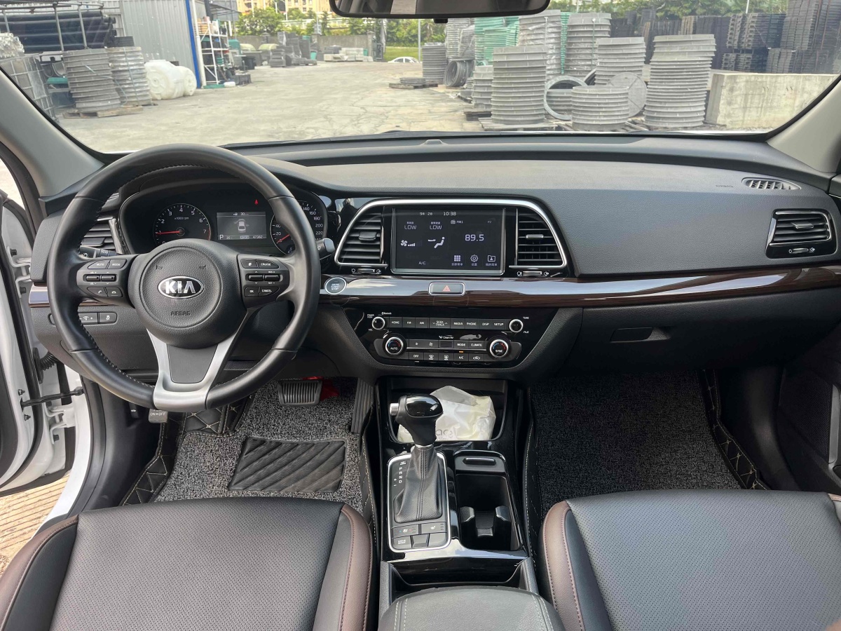 Kia K5 2018 imagem de carro #8